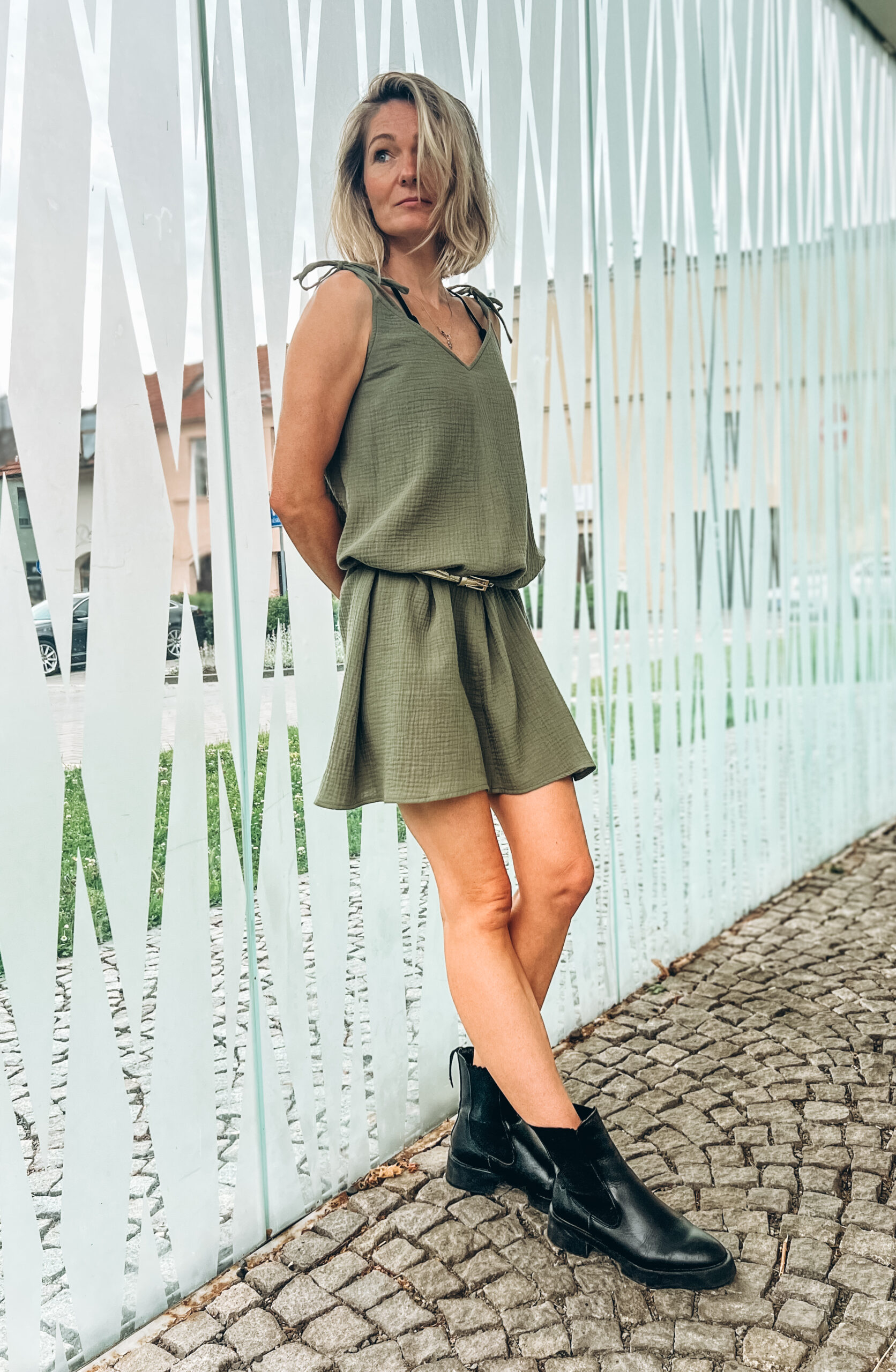 Šaty MUŠELÍNKY beach khaki organic - Image 6