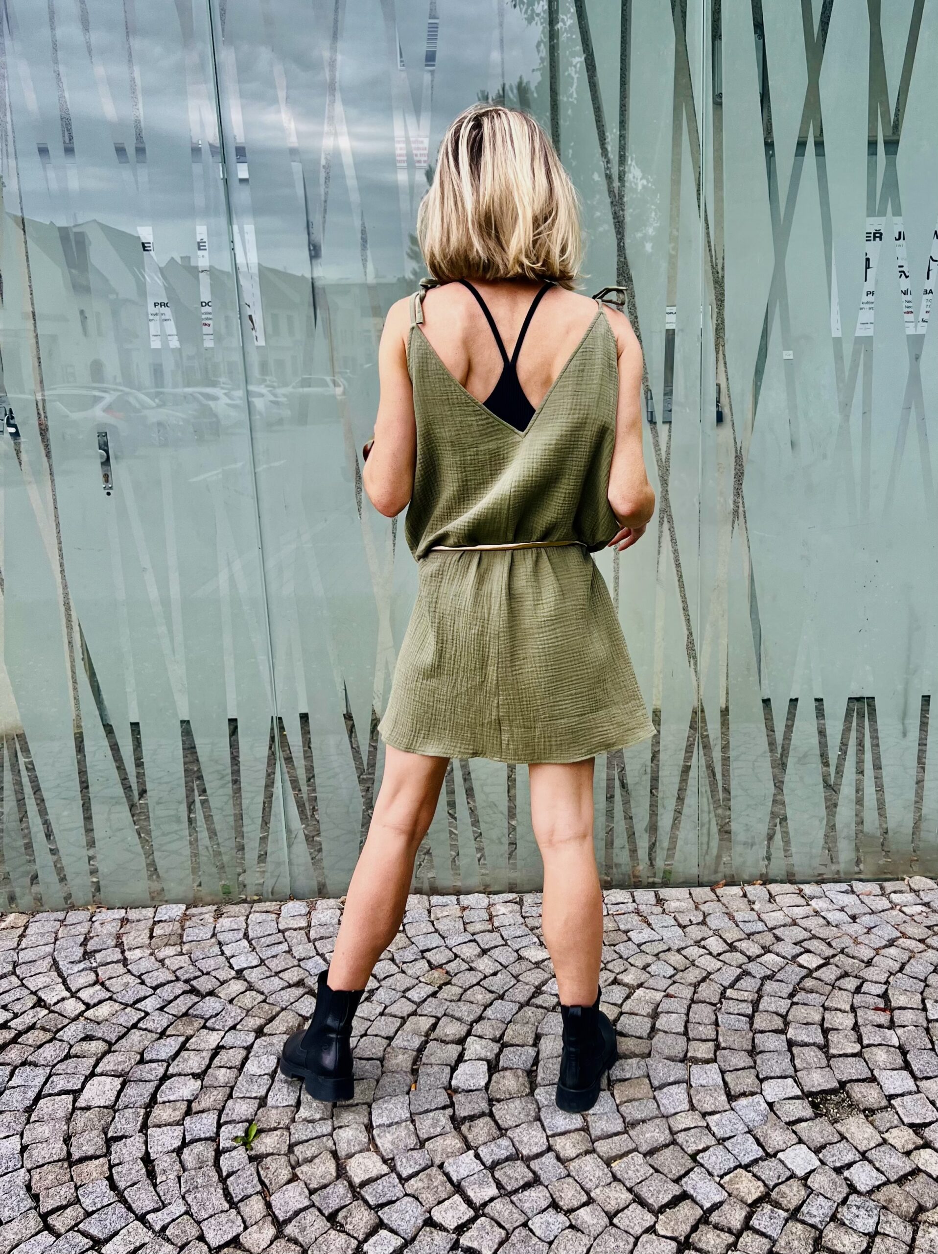 Šaty MUŠELÍNKY beach khaki organic - Image 14